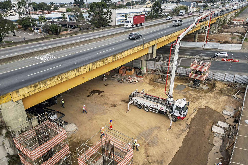 Prefeitura De Curitiba Come A Concretagem Dos Pilares De Sustenta O Do