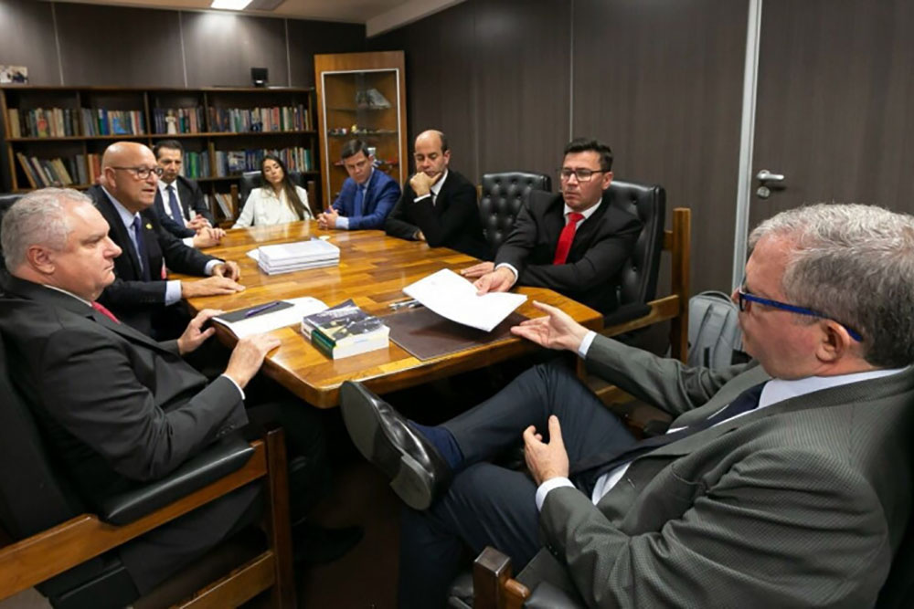 Deputados entregam ao TCU relatório técnico sobre pedágios do Paraná 8 alep pedagio Deputados entregam ao TCU relatório técnico sobre pedágios do Paraná