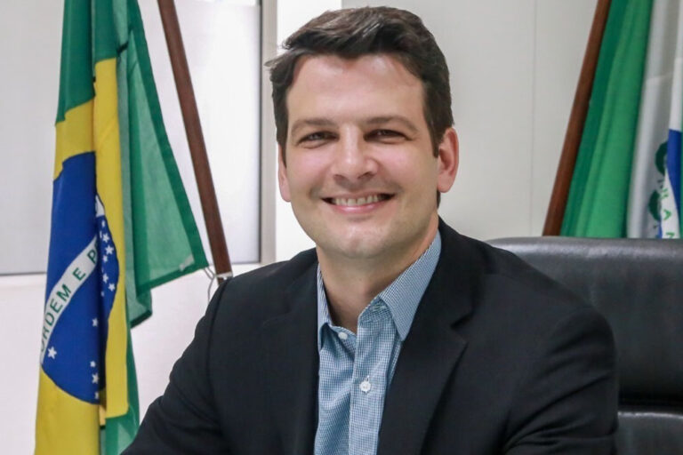 Vice-prefeito De Curitiba, Eduardo Pimentel, é Nomeado Secretário De ...