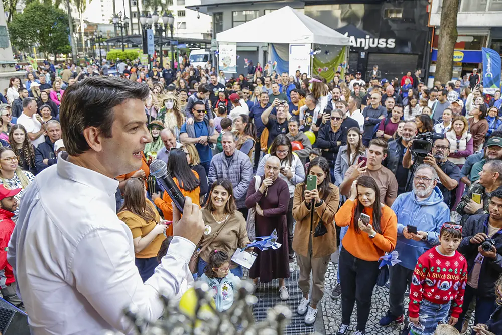 Pimentel celebra sucesso do Domingo no Centro em Curitiba 4 Domingo no Centro