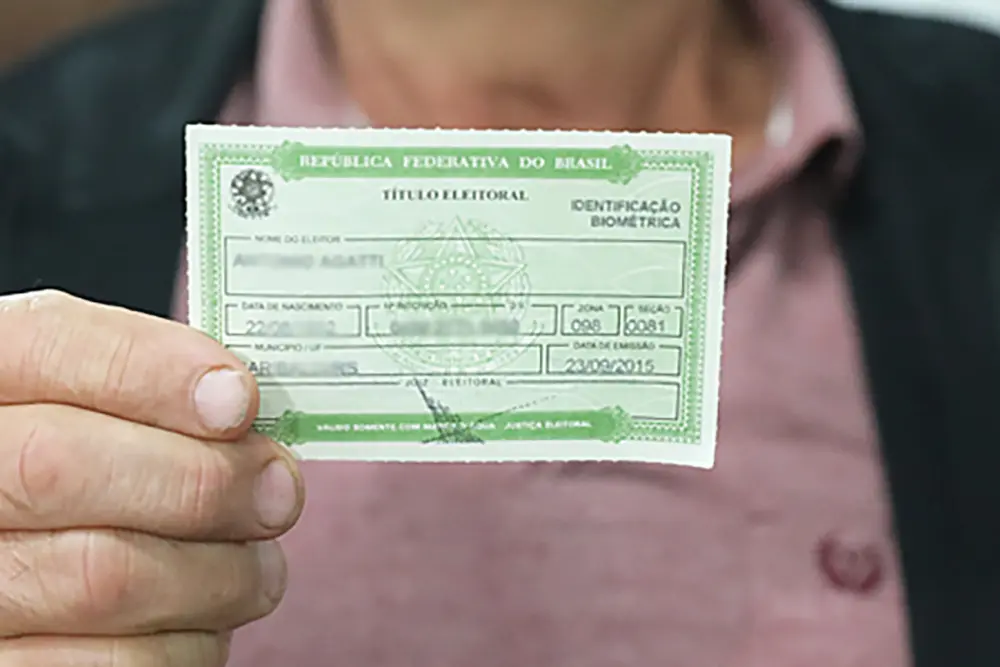 Mais de 5 milhões de brasileiros correm risco de ter Título Eleitoral cancelado 5 título de eleitor