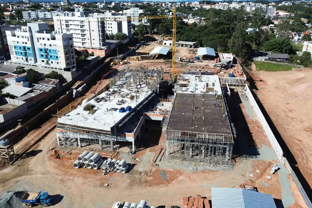 Prefeita Nina Singer comemora avanço nas obras do novo Hospital em São José dos Pinhais 1 hospital sao jose pinhais